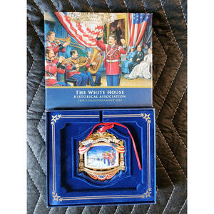 2010 White House Christmas Ornament
